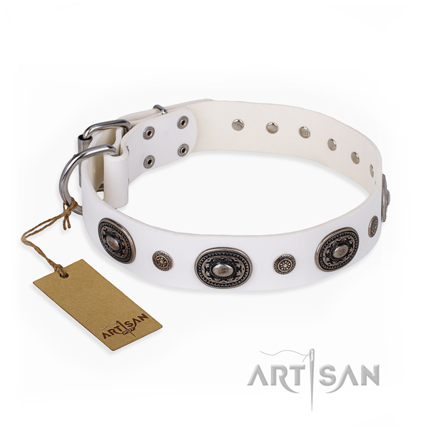 Top rate natural genuine leather collar made for your pet
