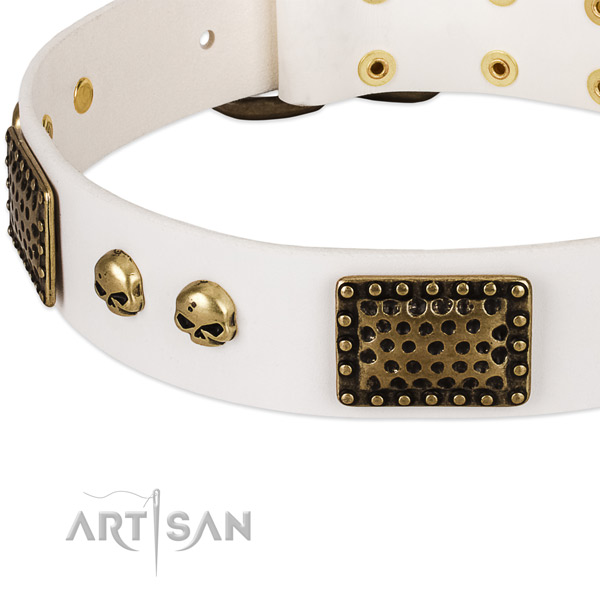 Strong hardware on natural leather dog collar for your four-legged friend