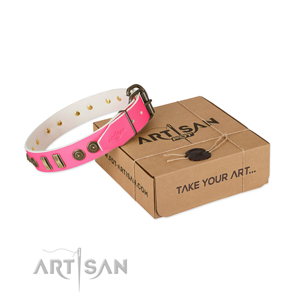 Reliable traditional buckle on full grain leather dog collar for your dog
