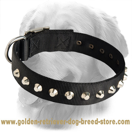 Marvellous Handcrafted Nylon Collar with Silver Pyramids